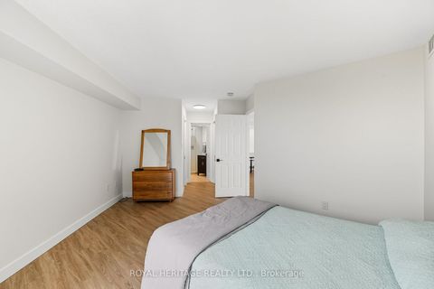 Photo 24 at 1208 - 5 Concorde Place, Don Mills, Toronto