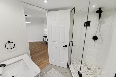 Photo 31 at 1208 - 5 Concorde Place, Don Mills, Toronto