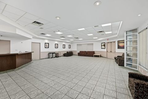 Photo 33 at 1208 - 5 Concorde Place, Don Mills, Toronto