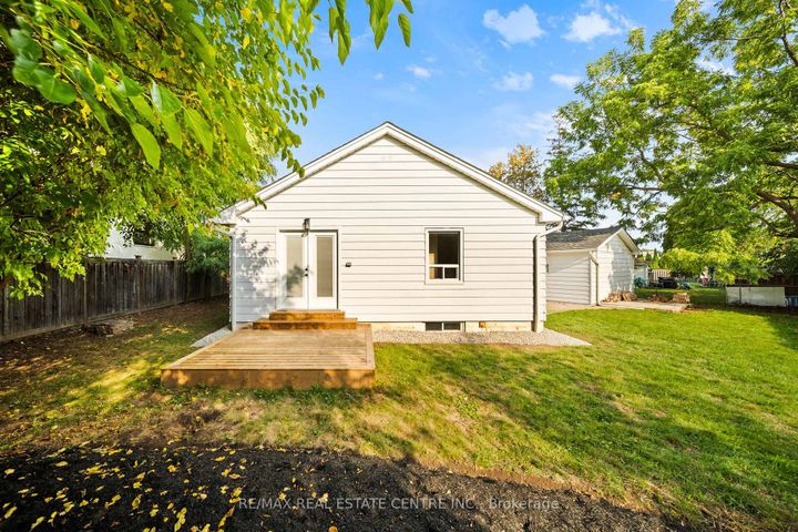 Photo 40 at 133 Inglewood Drive, CO Central, Oakville