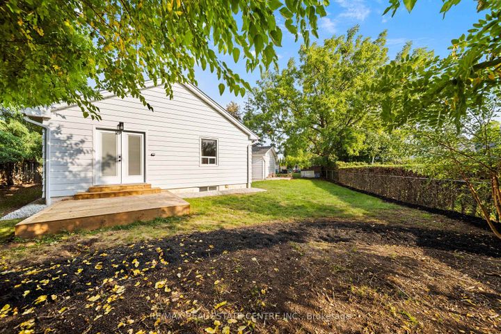 Photo 41 at 133 Inglewood Drive, CO Central, Oakville