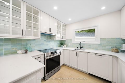 Photo 19 at 133 Inglewood Drive, CO Central, Oakville