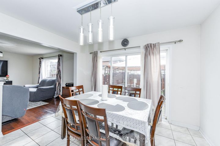 Photo 16 at 34 Benmore Crescent, Vales of Castlemore, Brampton