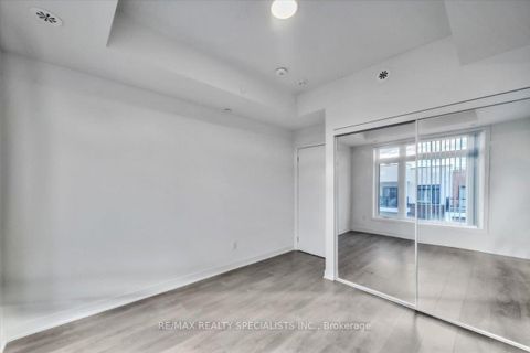Photo 18 at 404 - 120 Canon Jackson Drive, Amesbury, Toronto