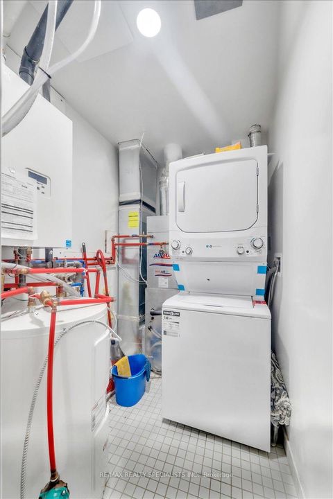 Photo 22 at 404 - 120 Canon Jackson Drive, Amesbury, Toronto