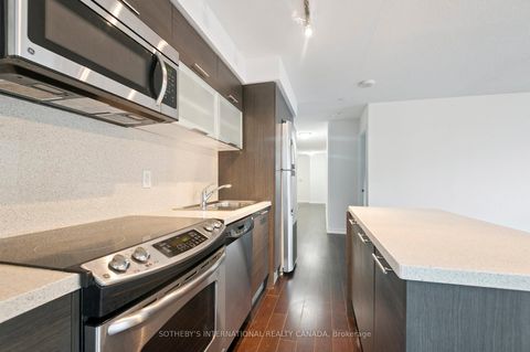 Photo 11 at 602 - 386 Yonge Street, Bay Street Corridor, Toronto
