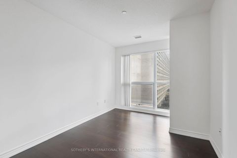 Photo 20 at 602 - 386 Yonge Street, Bay Street Corridor, Toronto