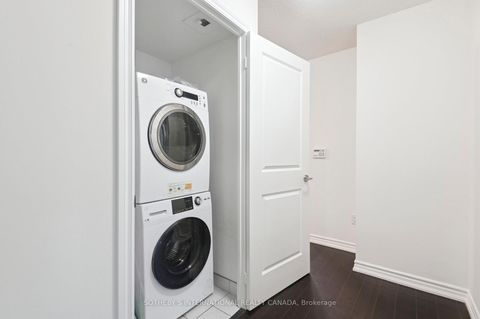 Photo 29 at 602 - 386 Yonge Street, Bay Street Corridor, Toronto Photo 29 at 602 - 386 Yonge Street, Bay Street Corridor, Toronto