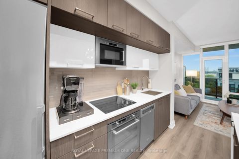 Photo 1 at 623 - 4800 Highway 7 Road, East Woodbridge, Vaughan