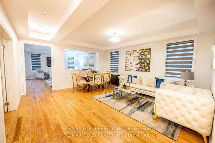 Photo 7 at 35 Academy Drive, Bram East, Brampton