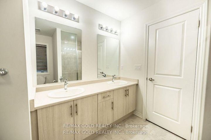 Photo 31 at 35 Academy Drive, Bram East, Brampton