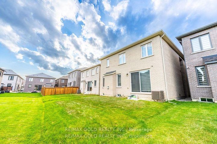 Photo 37 at 35 Academy Drive, Bram East, Brampton