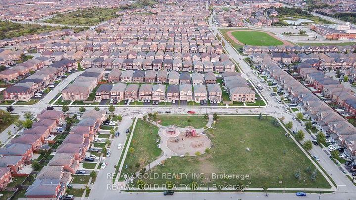 Photo 39 at 35 Academy Drive, Bram East, Brampton