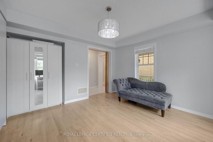 Photo 9 at 216 Magurn Gate, HA Harrison, Milton