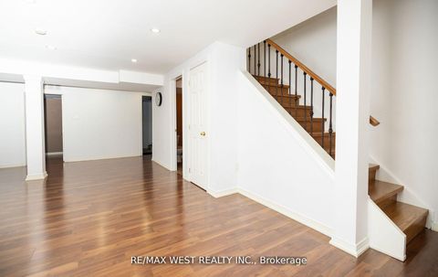 Photo 36 at 56 Meadow Oak Place, Pelmo Park W4, Toronto