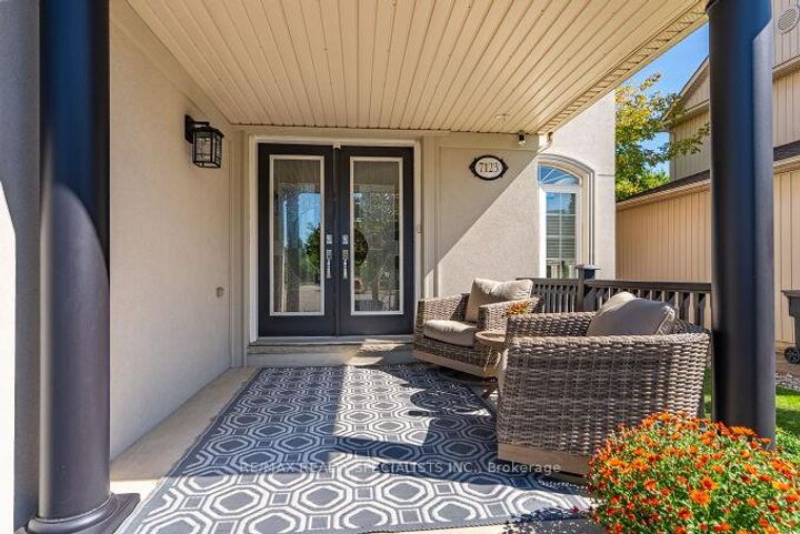 Photo 3 at 7123 White Pine Court, Meadowvale Village, Mississauga
