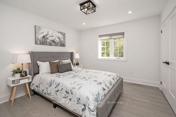 Photo 32 at 7123 White Pine Court, Meadowvale Village, Mississauga