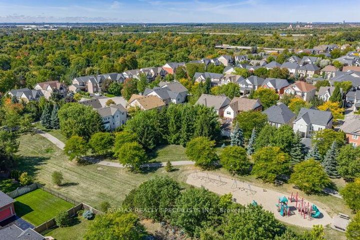 Photo 48 at 7123 White Pine Court, Meadowvale Village, Mississauga