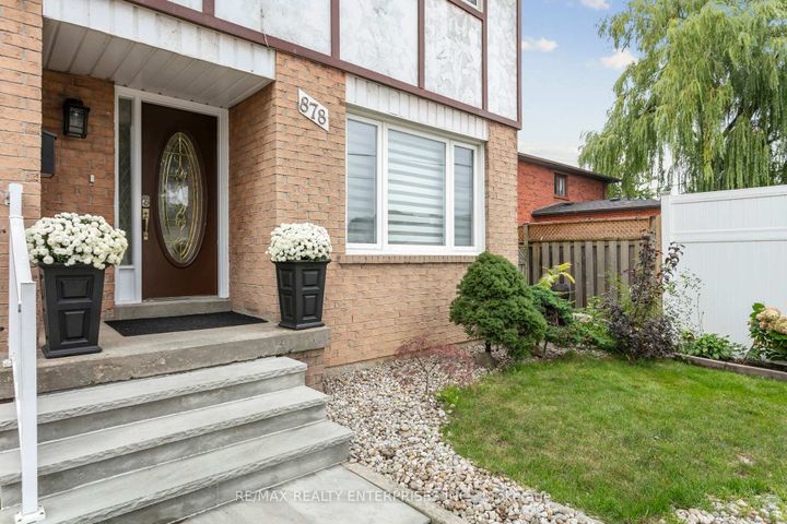 Photo 1 at 878 South Service Road, Lakeview, Mississauga
