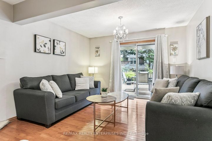 Photo 16 at 878 South Service Road, Lakeview, Mississauga