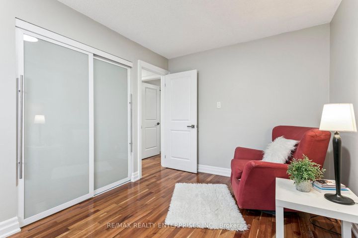 Photo 30 at 878 South Service Road, Lakeview, Mississauga