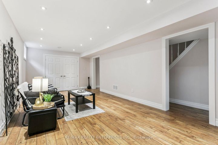 Photo 35 at 878 South Service Road, Lakeview, Mississauga