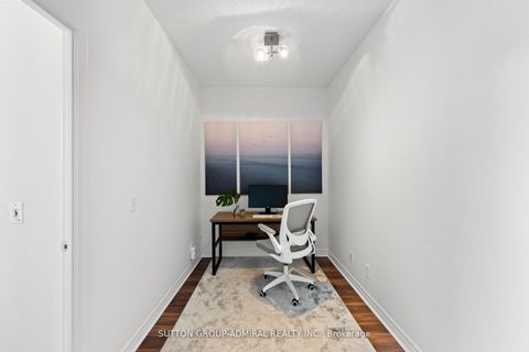 Photo 11 at 210 - 51 Lower Simcoe Street, Waterfront Communities C1, Toronto
