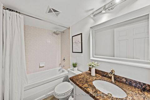 Photo 13 at 210 - 51 Lower Simcoe Street, Waterfront Communities C1, Toronto