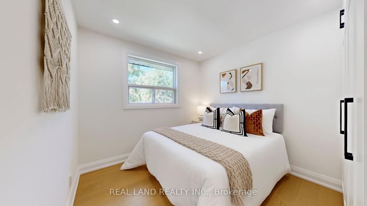 Photo 17 at 38 Cresthaven Drive, Hillcrest Village, Toronto