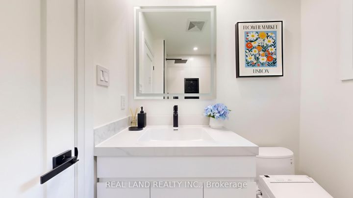 Photo 19 at 38 Cresthaven Drive, Hillcrest Village, Toronto