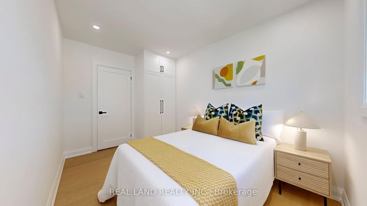 Photo 22 at 38 Cresthaven Drive, Hillcrest Village, Toronto
