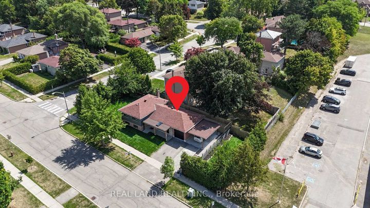Photo 40 at 38 Cresthaven Drive, Hillcrest Village, Toronto
