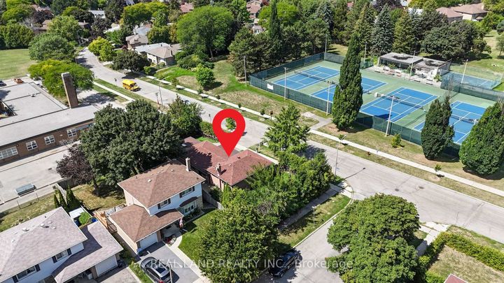 Photo 42 at 38 Cresthaven Drive, Hillcrest Village, Toronto