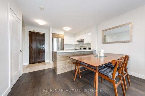 Photo 5 at 907 - 18 Spring Garden Avenue, Willowdale East, Toronto