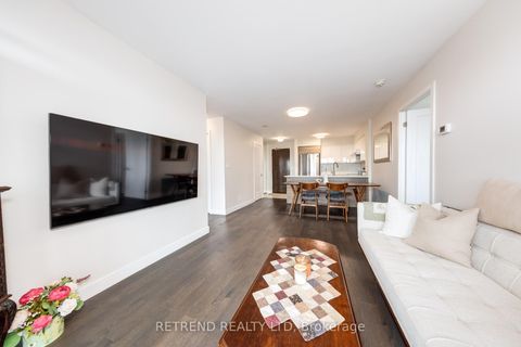 Photo 10 at 907 - 18 Spring Garden Avenue, Willowdale East, Toronto