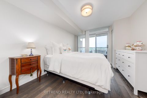 Photo 12 at 907 - 18 Spring Garden Avenue, Willowdale East, Toronto