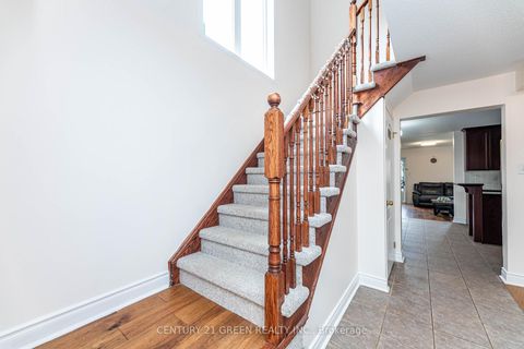 Photo 21 at 18 Summit Drive, Vellore Village, Vaughan