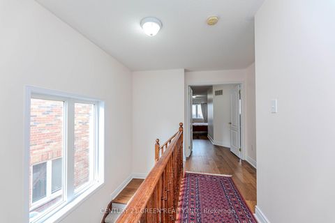 Photo 22 at 18 Summit Drive, Vellore Village, Vaughan