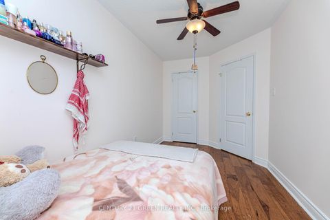 Photo 36 at 18 Summit Drive, Vellore Village, Vaughan