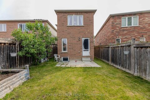 Photo 47 at 18 Summit Drive, Vellore Village, Vaughan