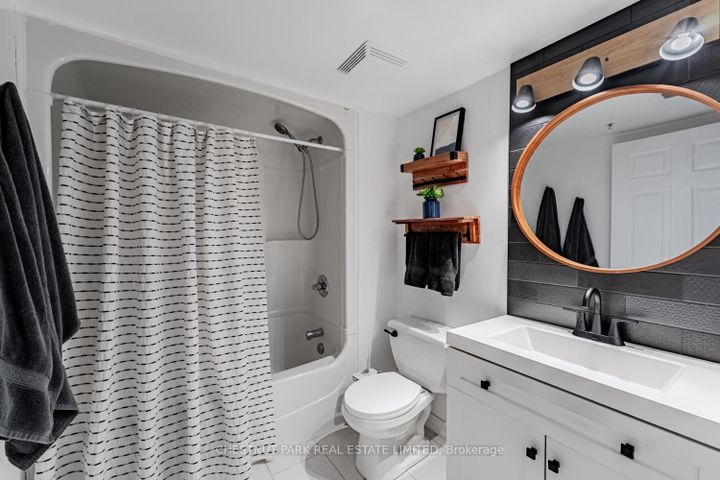 Photo 14 at 306 - 2055 Appleby Line, Uptown, Burlington
