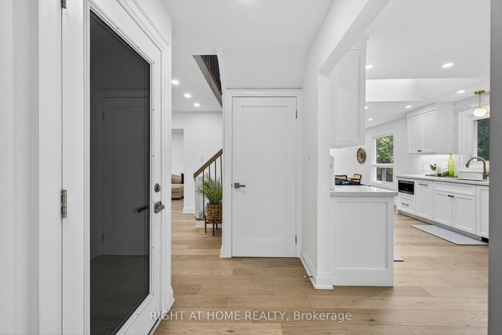 Photo 21 at 16 Mayvern Crescent, North Richvale, Richmond Hill