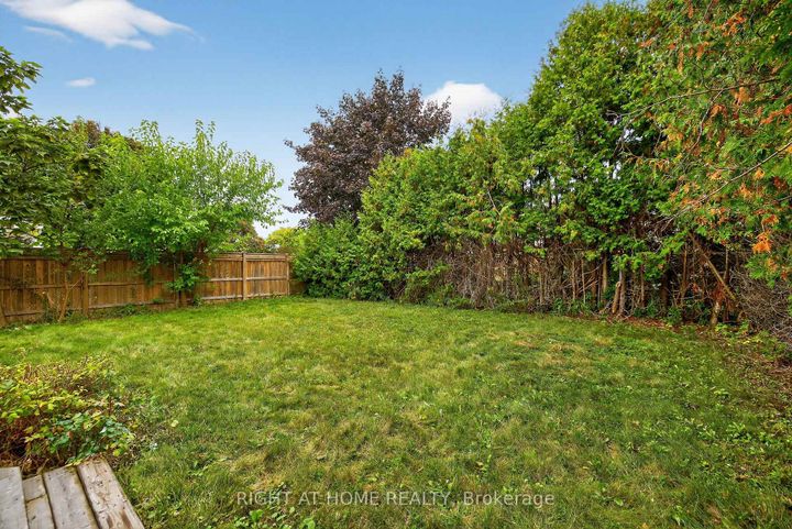 Photo 41 at 16 Mayvern Crescent, North Richvale, Richmond Hill