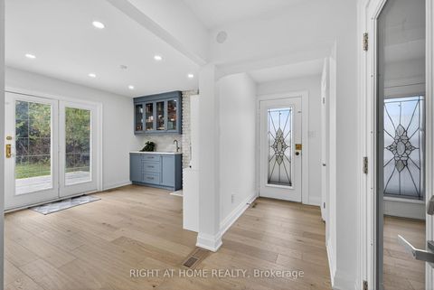 Photo 20 at 16 Mayvern Crescent, North Richvale, Richmond Hill