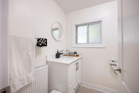 Photo 8 at 5 Rosethorn Avenue, Pellam Park, Toronto