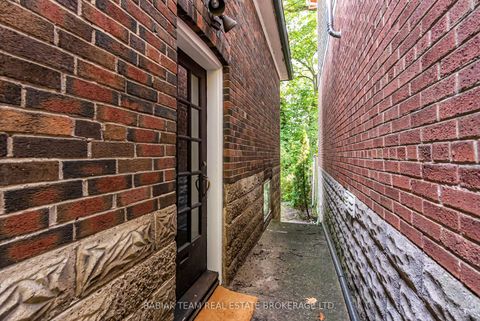 Photo 21 at 8 Grenadier Ravine Drive, Swansea, Toronto