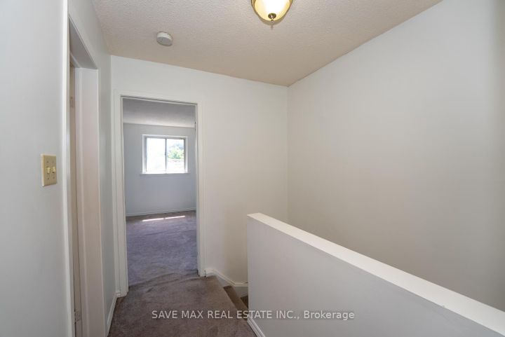 Photo 13 at 62 Moregate Crescent, Central Park, Brampton