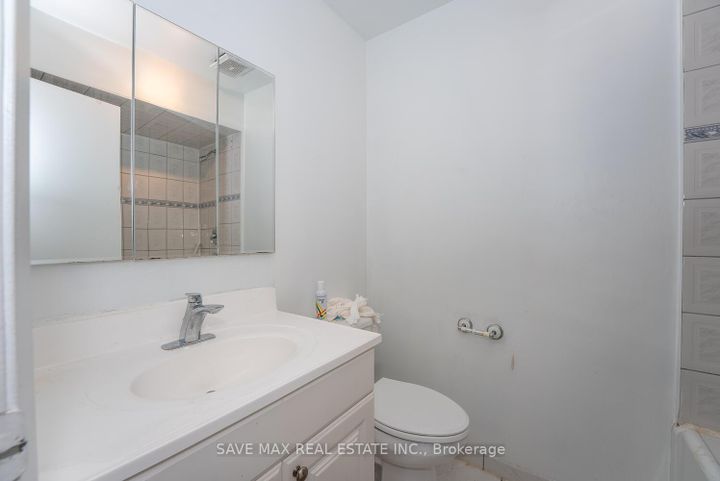 Photo 17 at 62 Moregate Crescent, Central Park, Brampton