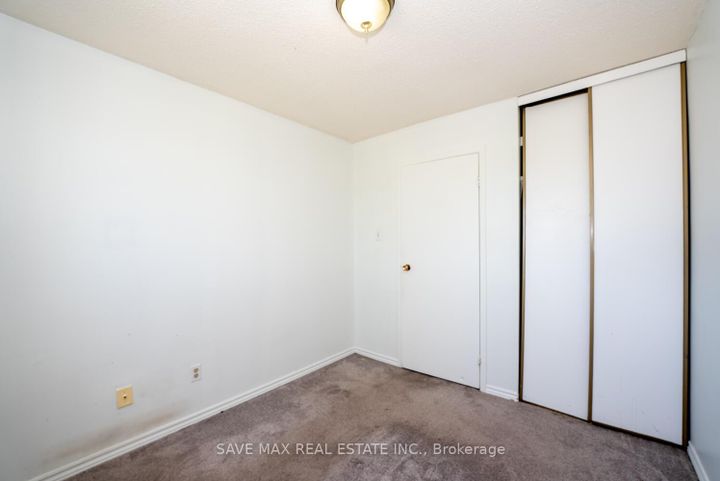Photo 23 at 62 Moregate Crescent, Central Park, Brampton