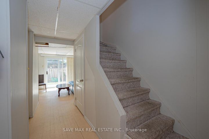 Photo 24 at 62 Moregate Crescent, Central Park, Brampton